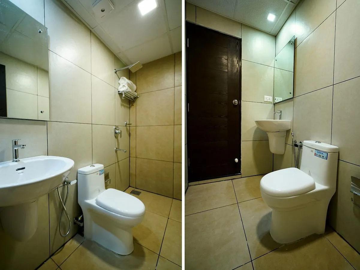 *** فندق Oyo 14419 Aaziya Inn Kochi الهند